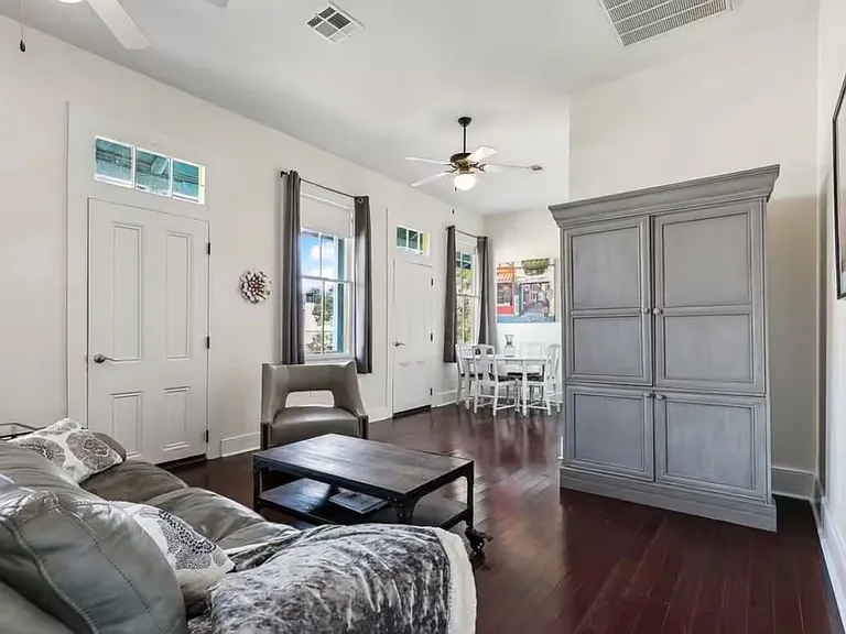 1920 Euterpe St #B — Photo 1