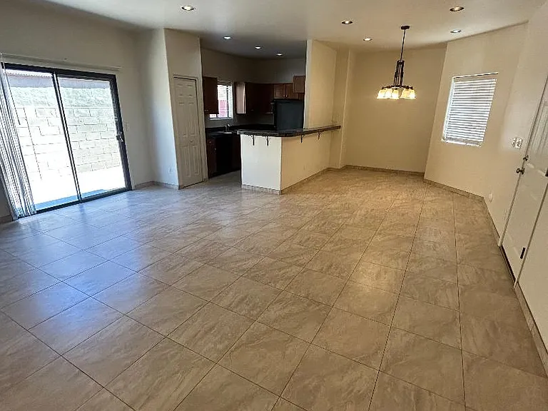 8691 E Placita Morelia — Photo 1