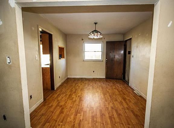 3rd image of 4 Moorland Dr