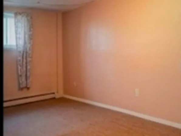 1167 Grenada Pl, Bronx, NY 10466