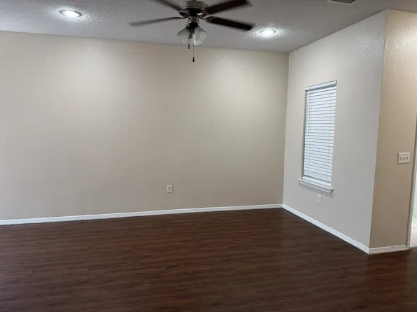 10626 McCombs St APT 14, El Paso, TX 79924