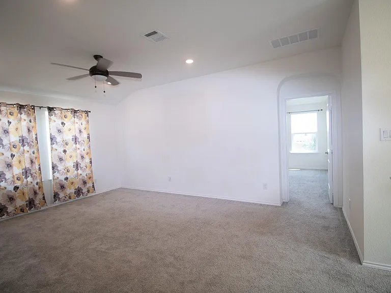 2105 Ebony Dove St — Photo 13