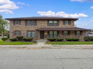 17700 Escanaba Ave, Lansing, IL 60438