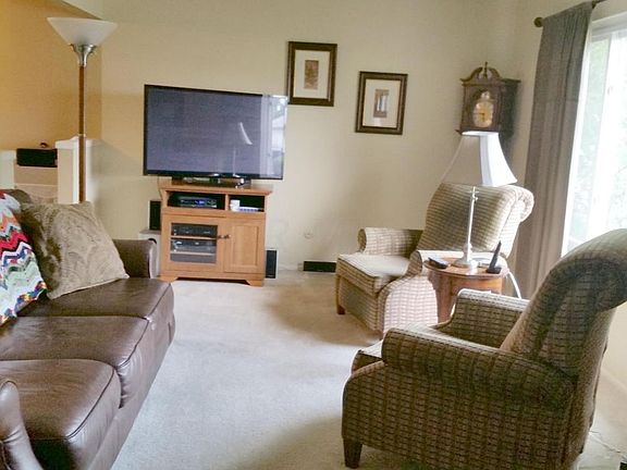 3rd image of 5637 Bluegrass Way