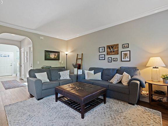 5th image of 3606 SE 189th Ave