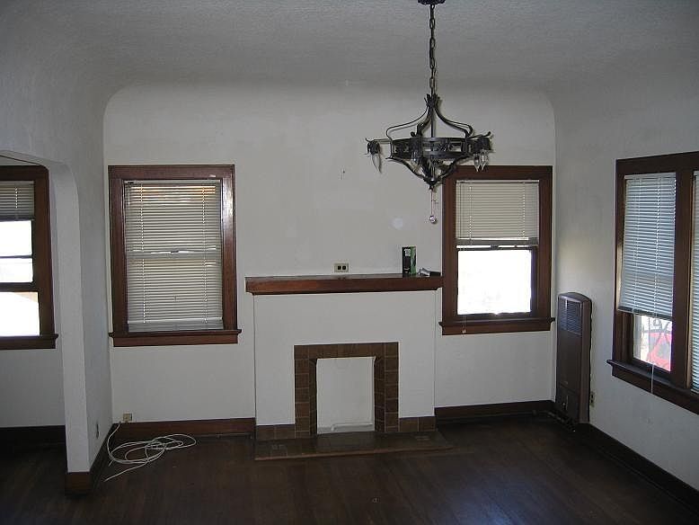 2nd image of 3752 29th St