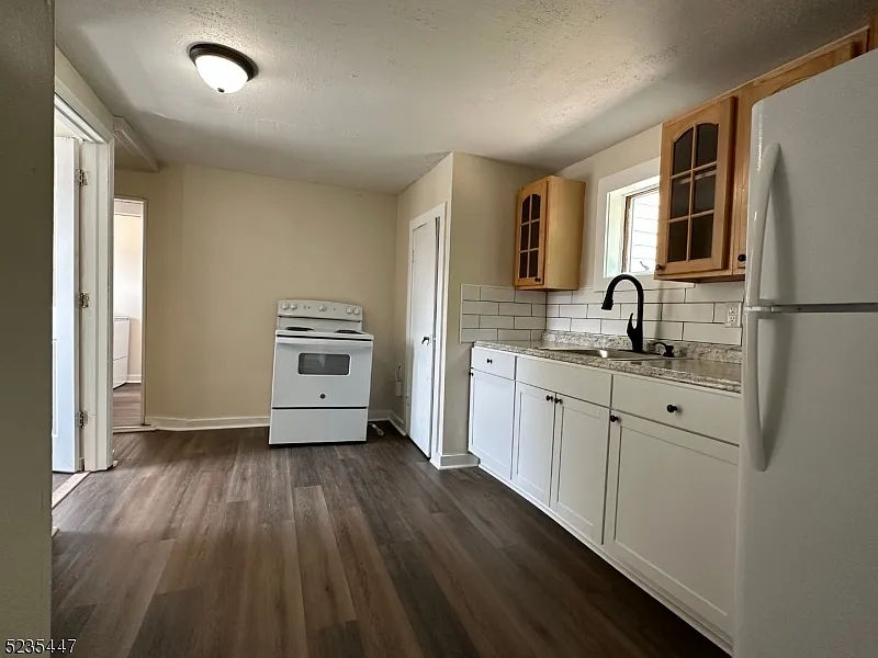 2 bed, 2.0 bath, $2,175 — Photo 4
