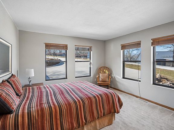 5th image of 1321 Prairie Vw