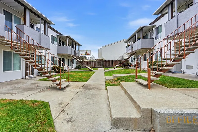 Capitol Ave Apartments — Photo 3
