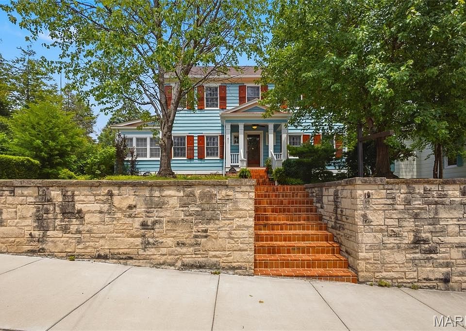 1st image of 383 Jefferson St