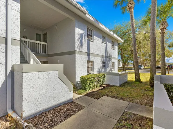 588 Fairways Ln APT E201, Ocala, FL 34472