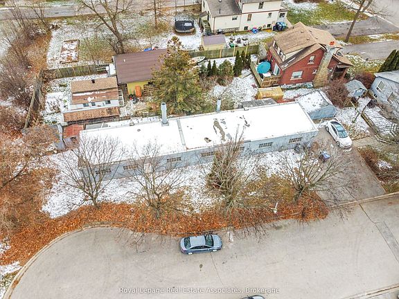 2nd image of 1089 Seneca Ave