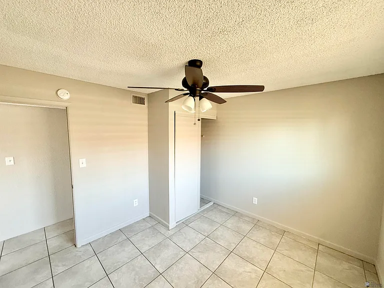 1265 S 13th Ave — Photo 16