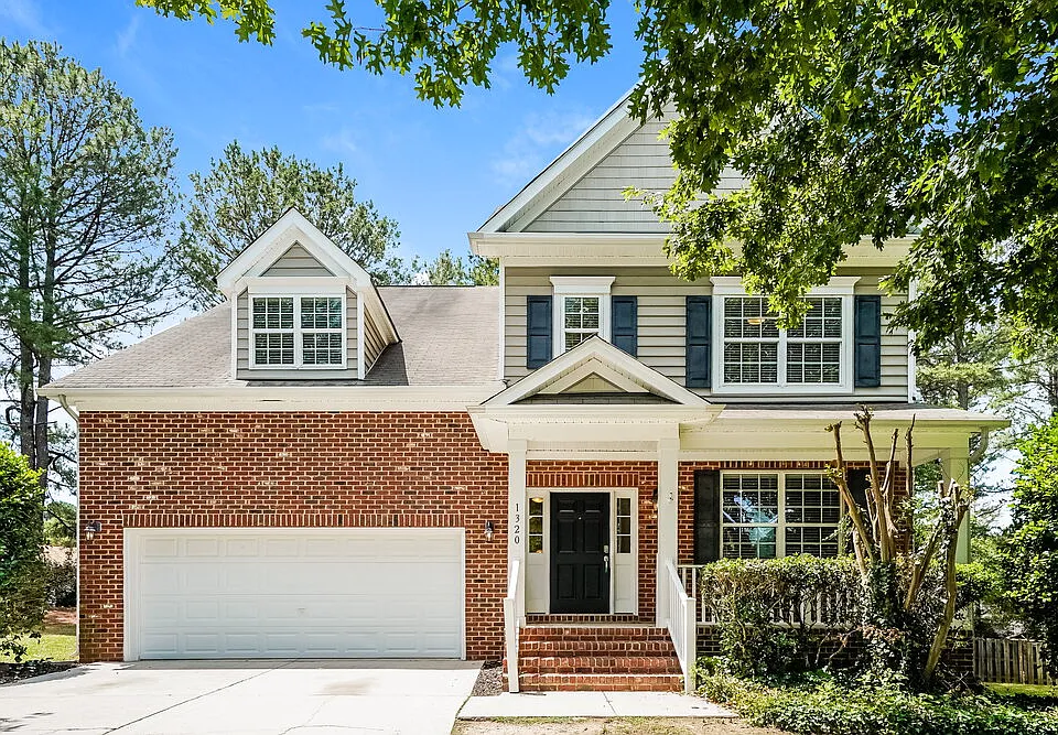 1320 Trailing Rose Ct