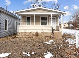 1020 9th St SE, Cedar Rapids, IA 52401
