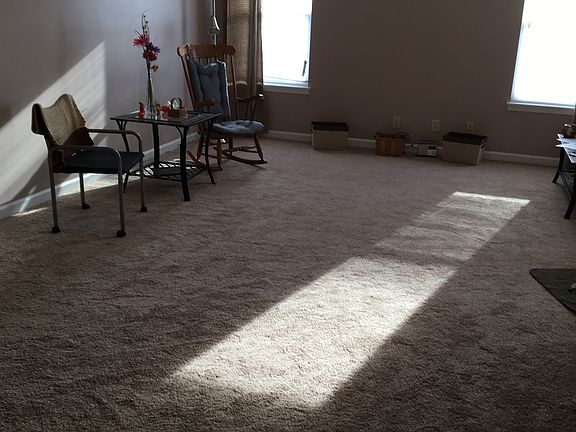 nice size living room