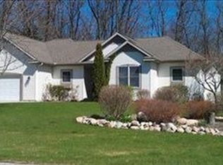 14905 Woodside Trl, Grand Haven, MI 49417