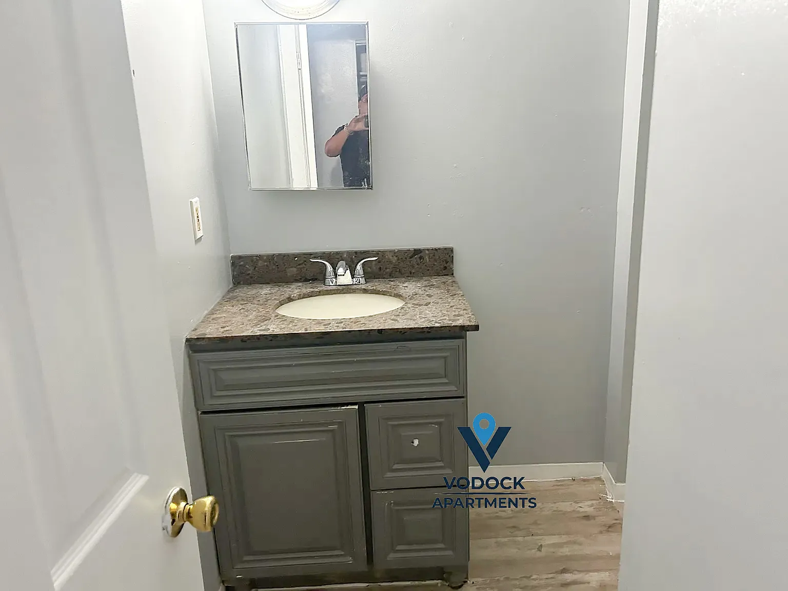 2 bed, 1000 sqft, $1,350 — Photo 4