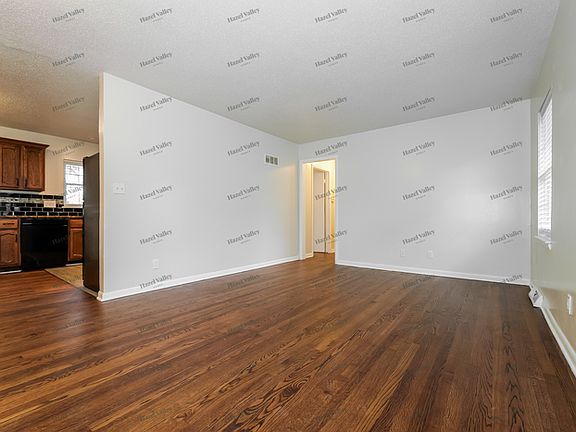 5th image of 6607 Nogard Ave