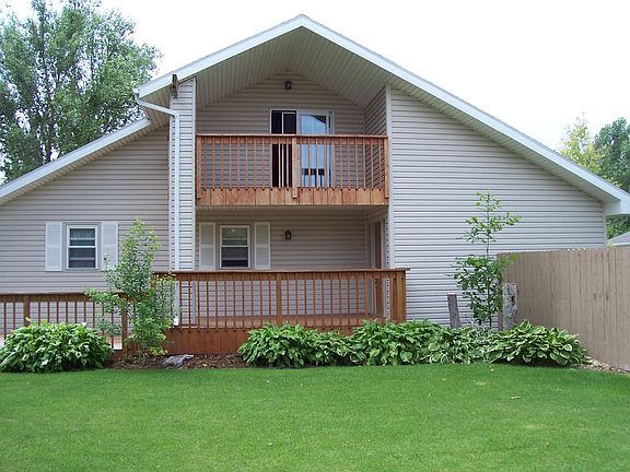 3rd image of 4318 Birch Avenue