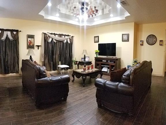 4th image of 4780 Cross Creek Dr
