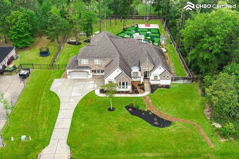 Executive 4BR Villa w/ Lazy River — Photo 4