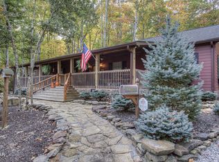 3950 Forest Trail Dr, Sevierville, TN 37876