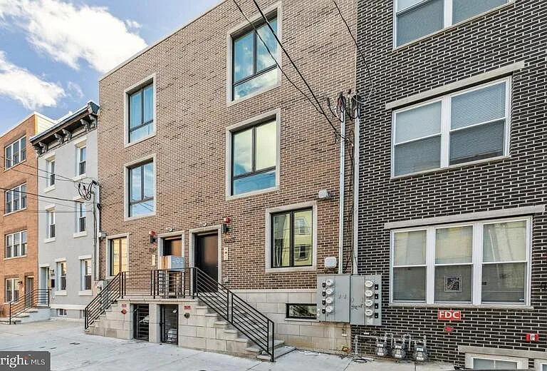 1123 S 20th St #1 — Photo 1