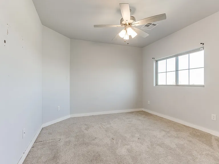 16421 Water Stone Way — Photo 47