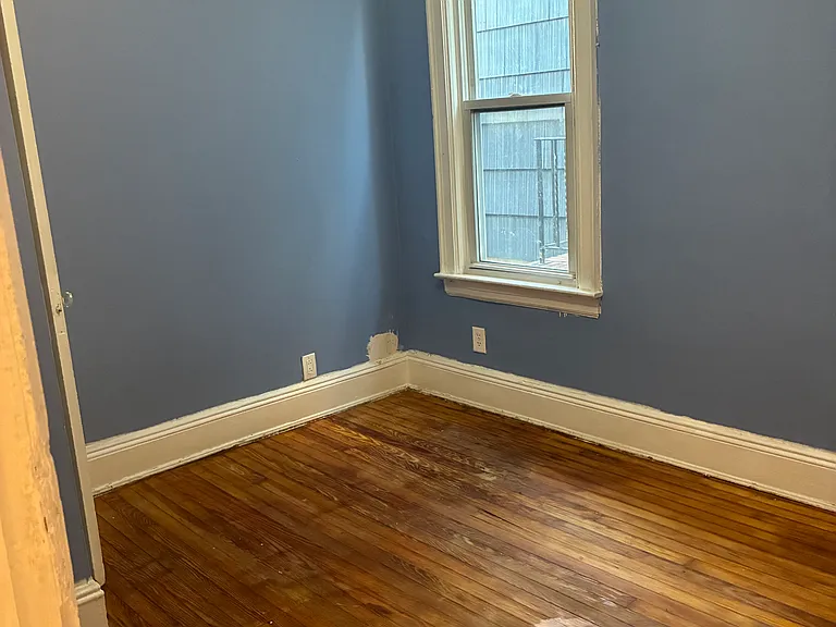 314 Pearsall Ave #1 — Photo 8
