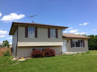 603 W Jackson St, Hebron, IN 46341