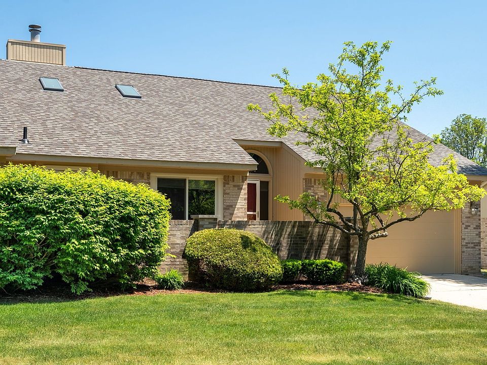 1st image of 55722 Lorraine Dr