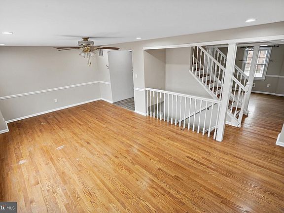 5th image of 8102 Pinelake Ct