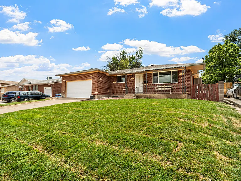 24 Radcliff Ln — Photo 4