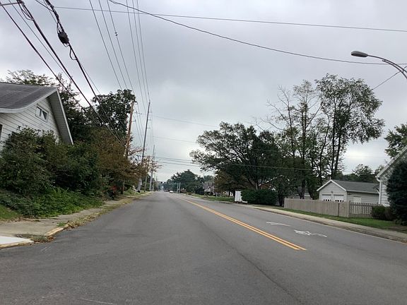 4th image of 809 S Norman Ave