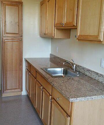 2nd image of 400 Hyde St #408