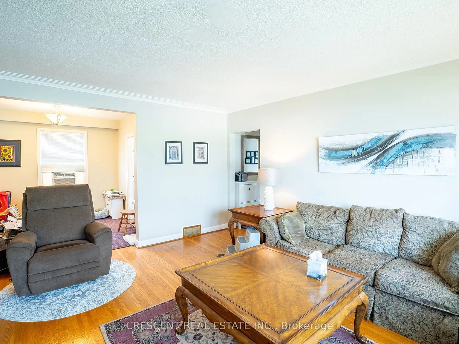 3 bed, $2,550 — Photo 3