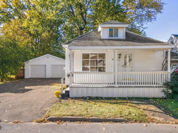 11 Craigie Ave, Scotia, NY 12302