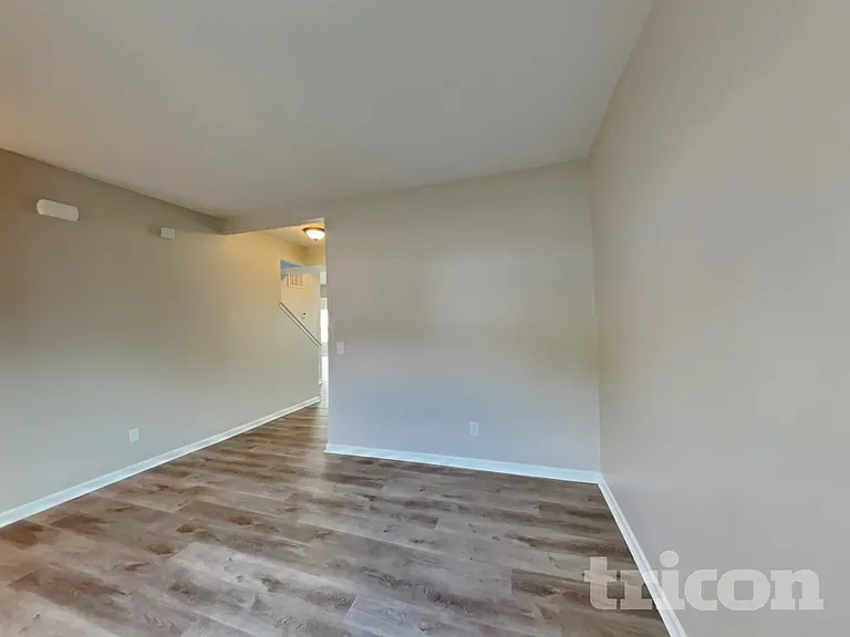 2640 Jordan Ridge Dr — Photo 18