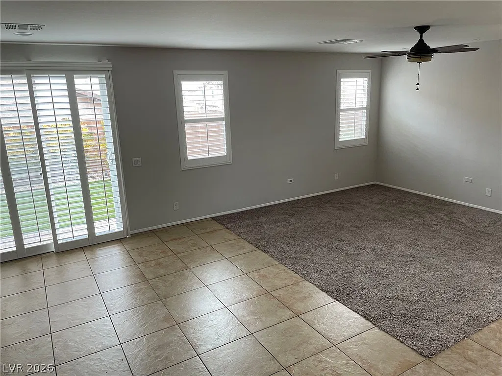 3 bed, 2.5 bath, 1934 sqft, $2,275 — Photo 4
