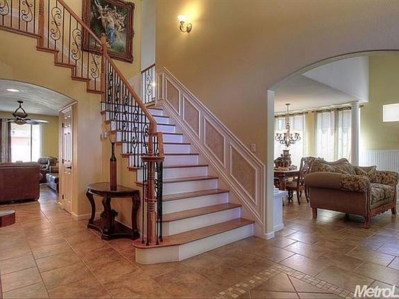 4th image of 1501 Kensington Park Dr