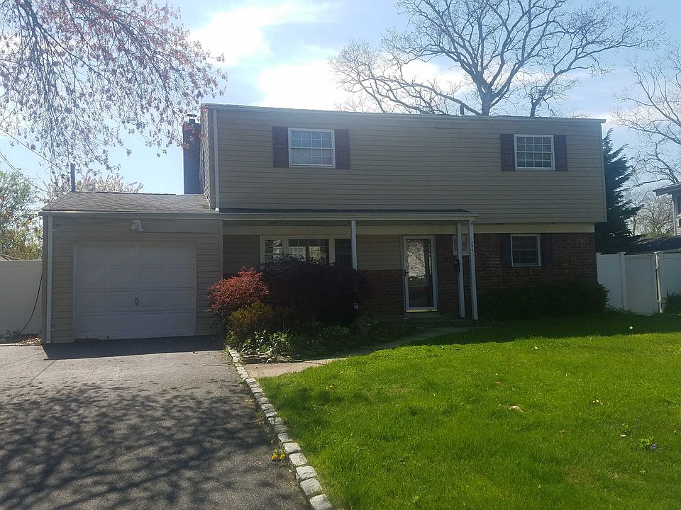 1st image of 206 W 21st St