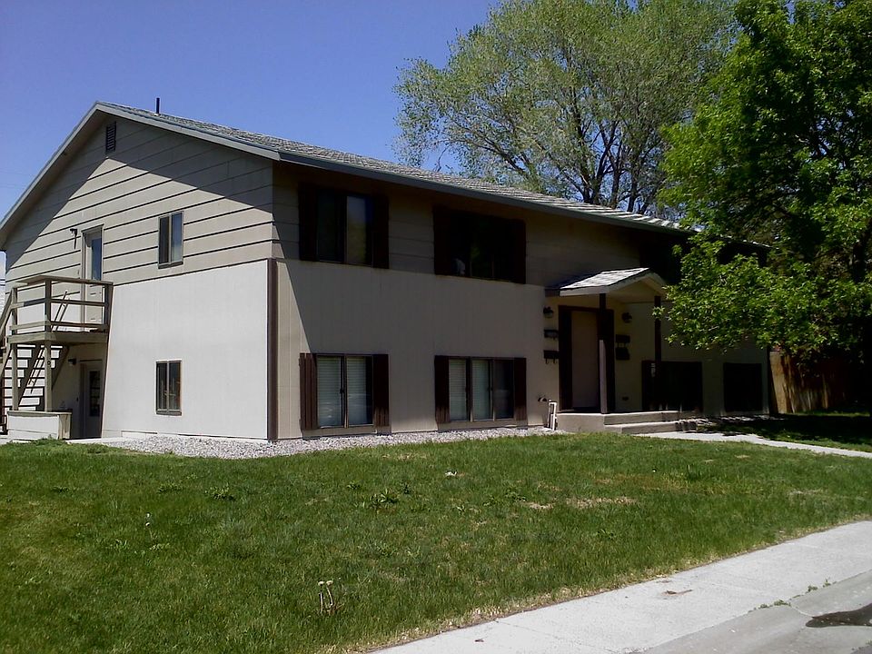 1st image of 814 Mary Anne Dr APT B