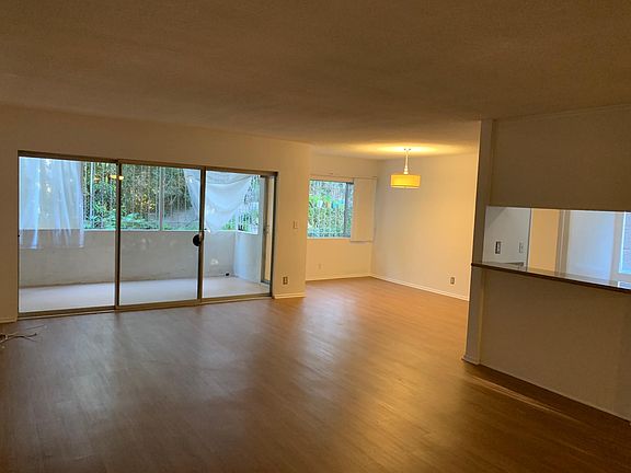 Living & dining rooms