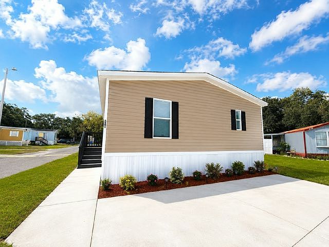 1st image of 321 Orange Ln #253