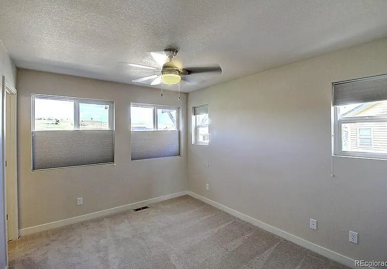 11240 Uptown Ave — Photo 20
