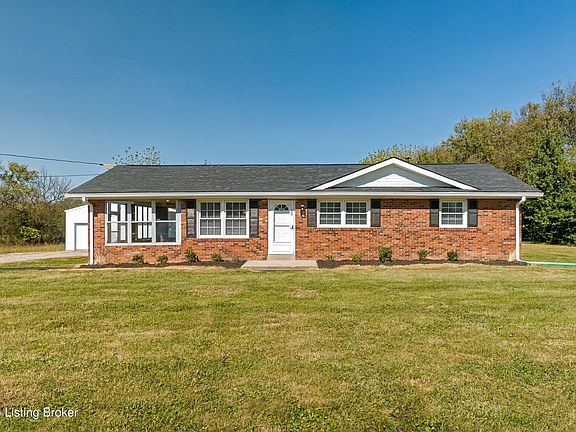 2nd image of 4092 Bagdad Rd