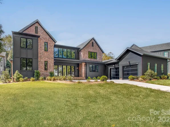 9119 Summer Club Rd, Charlotte, NC 28277