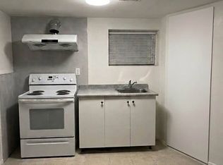 4472 Triumph St, Burnaby, BC V5C1Z9