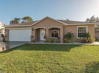 9124 Aster Rd, Fort Myers, FL 33967